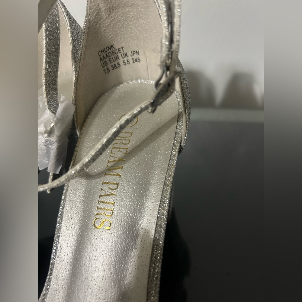 Silver sandals - Picture 6 of 7